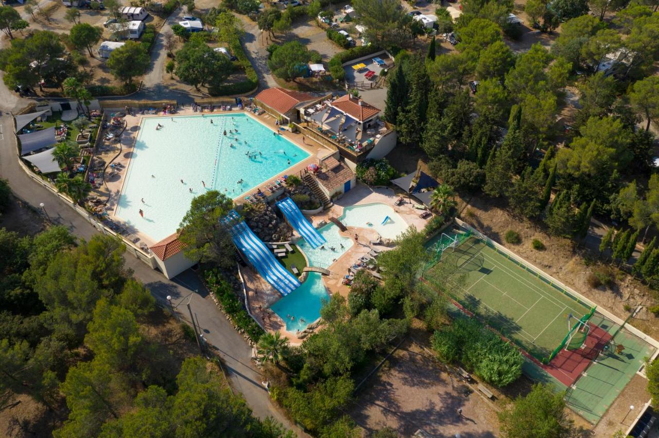 Camping Rcn Domaine De La Noguiere Le Muy Exterior foto